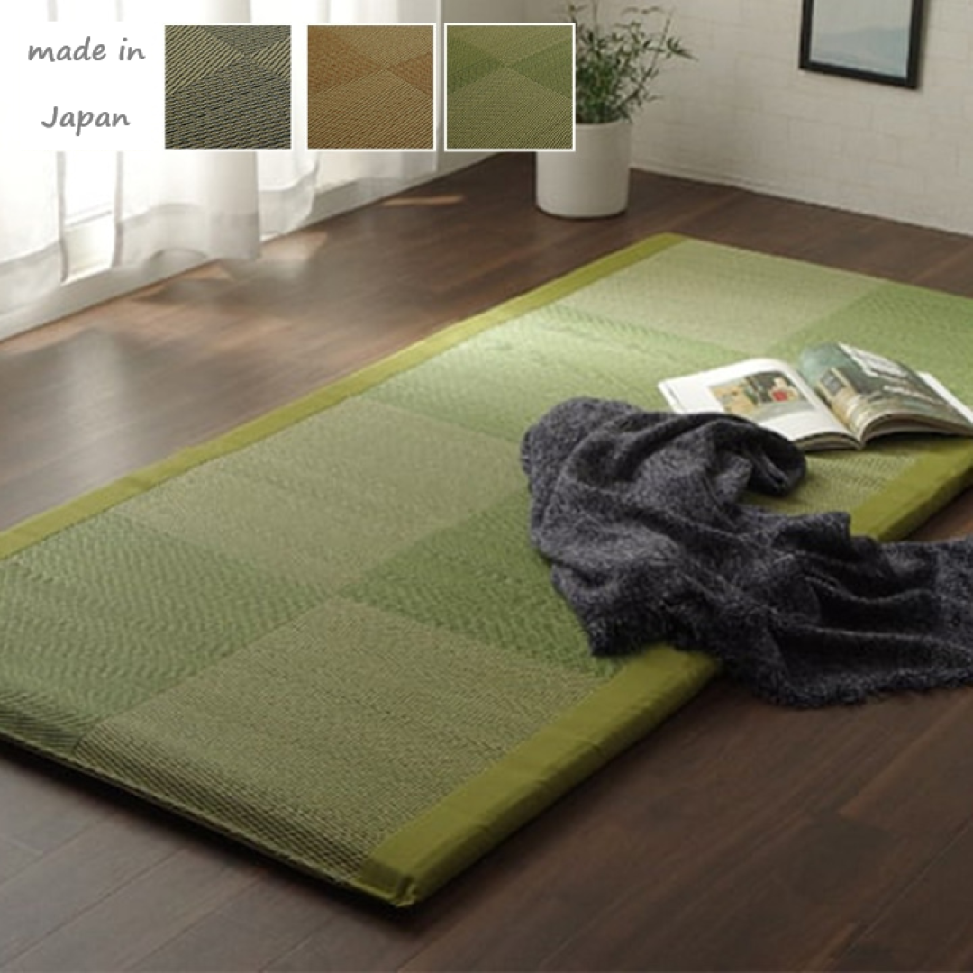 Foldable Japanese Tatami Mat – Natural Igusa Rug | Irasshai Foldable Japanese Tatami Mat – Natural Igusa Rug | Irasshai